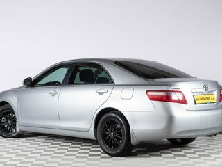 2011 Toyota Camry VI (XV40) Рестайлинг, серебристый, 1649000 рублей, вид 4