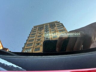 2019 Volkswagen Tiguan II, красный, 2255000 рублей, вид 5