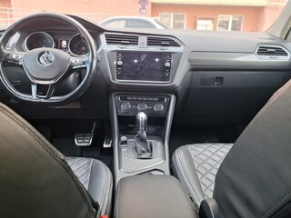 2018 Volkswagen Tiguan II, белый, 2440000 рублей, вид 3