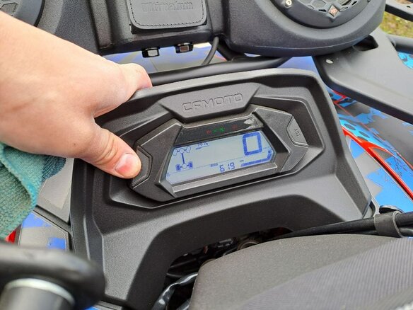2024 CFMoto CFORCE 400L EPS, красный, 580000 рублей - вид 14