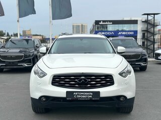2011 Infiniti FX37 II (S51) Рестайлинг, белый, 1980000 рублей, вид 2