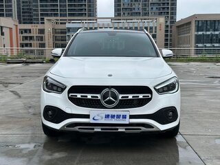 2020 Mercedes-Benz GLA 180 II (H247), белый, 2354000 рублей, вид 2