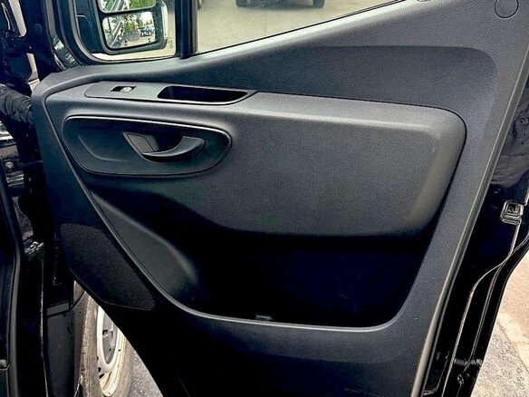 2021 Mercedes-Benz Sprinter, чёрный, 4500000 рублей - вид 12