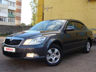 2011 Skoda Octavia II (A5) Рестайлинг, серый, 968000 рублей, вид 1