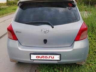 2010 Toyota Vitz II (XP90), фиолетовый, 520000 рублей, вид 3