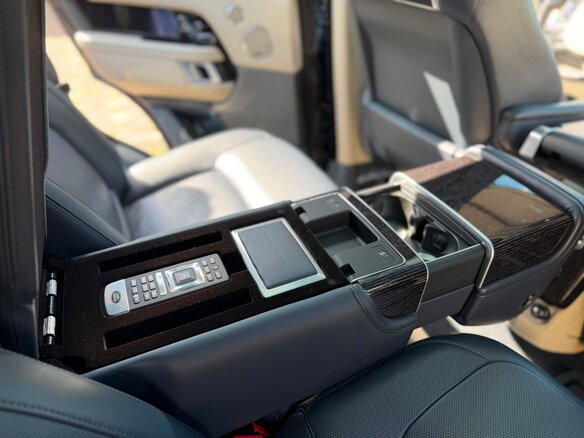 2020 Land Rover Range Rover IV Рестайлинг, синий, 9850000 рублей - вид 25