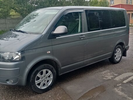 2010 Volkswagen Transporter, серый, 1500000 рублей, вид 3