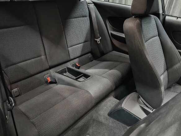2008 BMW 1 серии 116i I (E81/E82/E87/E88) Рестайлинг, красный, 780000 рублей - вид 11