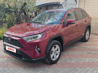 2021 Toyota RAV4 V (XA50), пурпурный, 3400000 рублей, вид 2