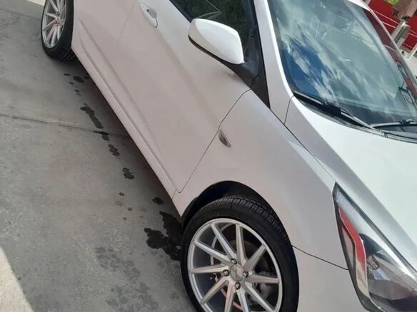 2016 Hyundai Solaris I Рестайлинг, белый, 930000 рублей - вид 8