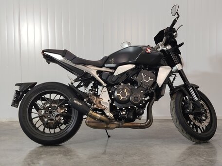 2022 Honda CB 1000R, чёрный, 1099000 рублей, вид 1