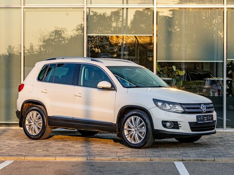 2013 Volkswagen Tiguan I Рестайлинг, белый, 1325000 рублей, вид 3