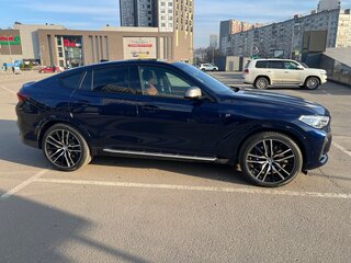 2020 BMW X6 M50d III (G06), синий, 12300000 рублей, вид 4
