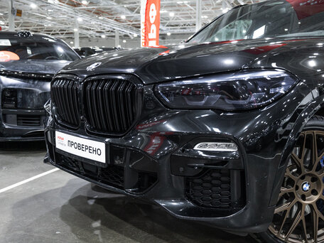 2018 BMW X5 40i IV (G05/G18), чёрный, 5500000 рублей, вид 2