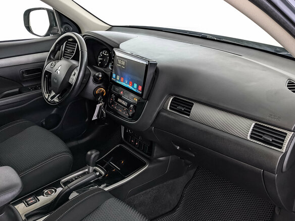 2018 Mitsubishi Outlander III Рестайлинг 2, серый, 1825000 рублей - вид 12