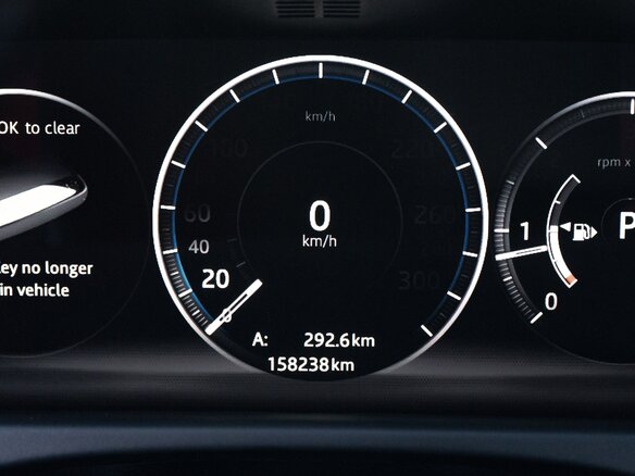 2019 Jaguar XF II, серый, 3000000 рублей - вид 24