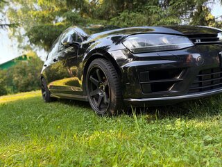 2014 Volkswagen Golf R VII, чёрный, 2250000 рублей, вид 3