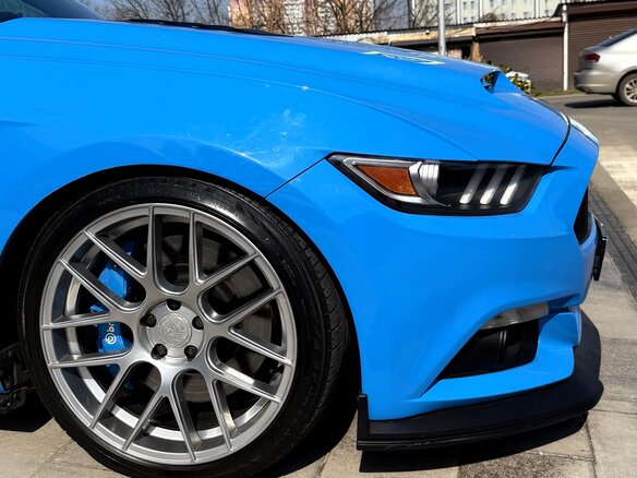 2017 Ford Mustang VI, голубой - вид 10