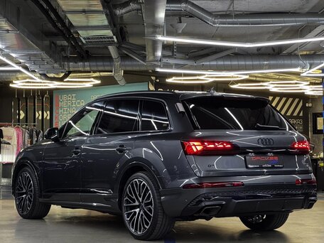 2024 Audi Q7 50 TDI II (4M) Рестайлинг 2, серый, 12888000 рублей, вид 5