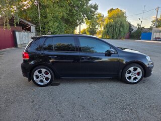 2011 Volkswagen Golf GTI VI, чёрный, 1450000 рублей, вид 3