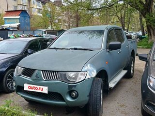 2008 Mitsubishi L200 IV, зелёный, 800000 рублей, вид 1