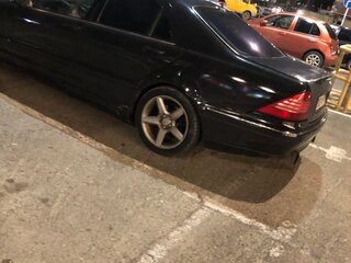 1999 Mercedes-Benz S-Класс 320 IV (W220), серебристый, 290000 рублей, вид 5