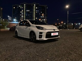 2018 Toyota Aqua I Рестайлинг 2, белый, 1650000 рублей, вид 1