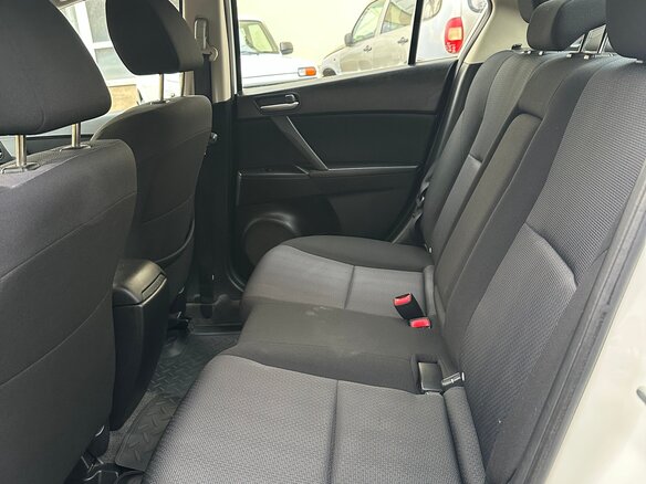2009 Mazda 3 II (BL), белый, 970000 рублей - вид 8
