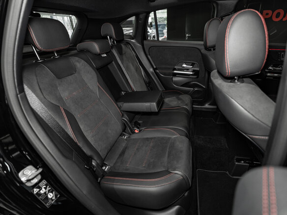 2025 Mercedes-Benz GLA 250 II (H247) Рестайлинг, чёрный, 6790000 рублей - вид 25