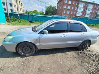 2005 Mitsubishi Lancer IX Рестайлинг, серебристый, 350000 рублей, вид 3