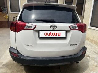 2013 Toyota RAV4 IV (XA40), белый, 1650000 рублей, вид 3