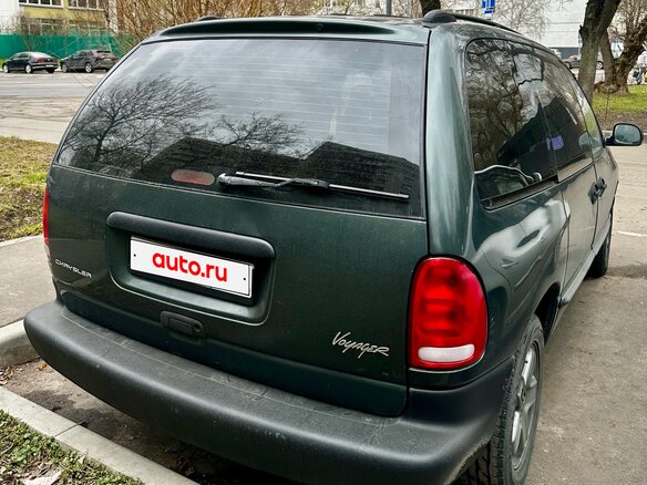 2000 Chrysler Voyager III, зелёный, 399000 рублей - вид 4