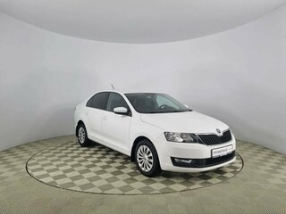2017 Skoda Rapid I Рестайлинг, белый, 939000 рублей, вид 3