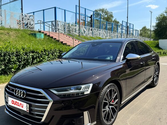 2021 Audi S8 IV (D5), коричневый, 10500000 рублей - вид 1