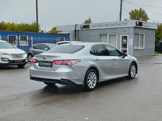 2019 Toyota Camry VIII (XV70), серебристый, 2388000 рублей, вид 5