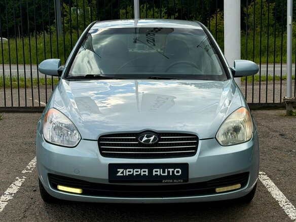2006 Hyundai Verna II, серебристый, 579000 рублей - вид 2