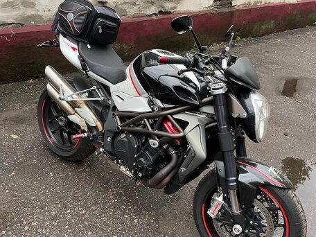 2010 MV Agusta Brutale 1090, белый, 670000 рублей, вид 3