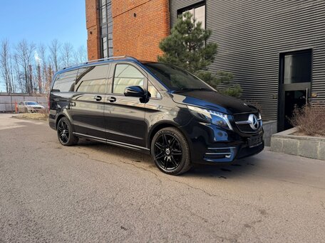 2023 Mercedes-Benz V-Класс Long 300 d длинный III (W447) Рестайлинг, чёрный, 9750000 рублей, вид 4