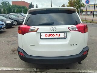 2014 Toyota RAV4 IV (XA40), белый, 1700000 рублей, вид 2