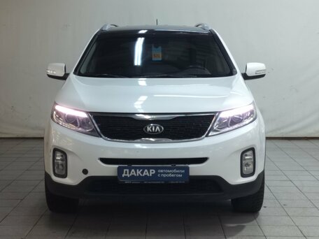 2014 Kia Sorento II Рестайлинг, белый, 1300000 рублей, вид 2