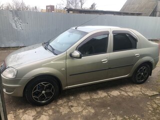 2013 Renault Logan I Рестайлинг, бежевый, 610000 рублей, вид 4