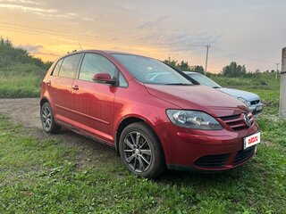 2008 Volkswagen Golf Plus I, красный, 445000 рублей, вид 3