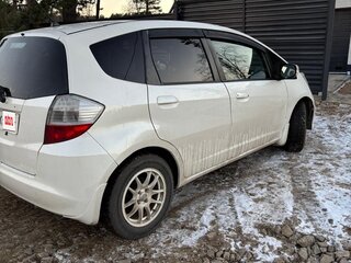 2010 Honda Fit II, белый, 800000 рублей, вид 5
