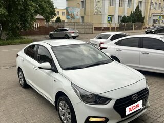 2018 Hyundai Solaris II, белый, 1600000 рублей, вид 4