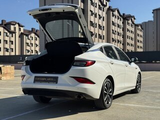 2023 JAC J7 I, белый, 930000 рублей, вид 5
