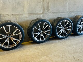 2020 BMW X7 M50d I (G07), чёрный, 10590000 рублей, вид 4
