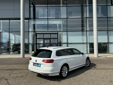 2018 Volkswagen Passat B8, белый, 1685000 рублей, вид 5