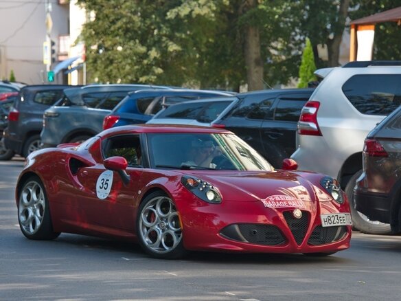 2014 Alfa Romeo 4C, красный, 10000000 рублей - вид 32