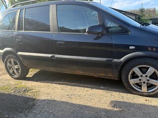 2003 Opel Zafira A, чёрный, 280000 рублей, вид 3