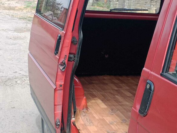1996 Volkswagen Transporter, красный, 450000 рублей - вид 12